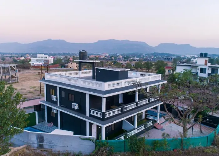 Ll Empyrean Stay Ll Jaguar Villa II 3Bhk II Ac II Pool Lonavala
